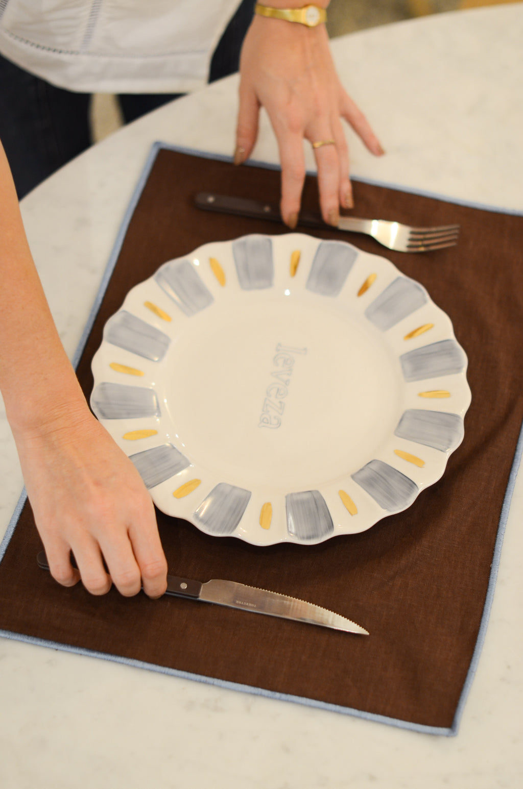 Prato Raso Porcelana Leveza